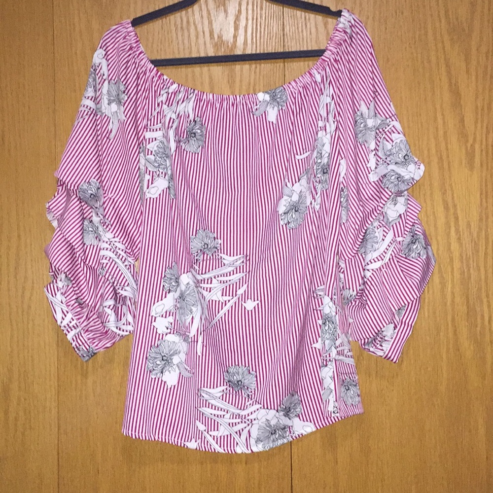 Off-the-shoulder Top